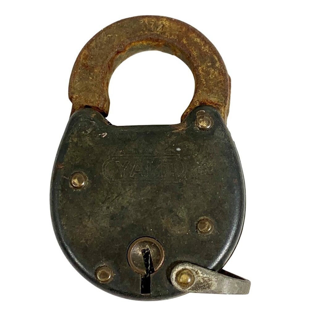 Vintage Yale & Towne Miller Iron Padlock With Rust Patina USA Made No Key